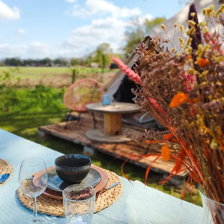 Sfeervolle Ingerichte Bell Tent, Tussen De Akkers En Dicht Bij Het Bos Campo de lujo