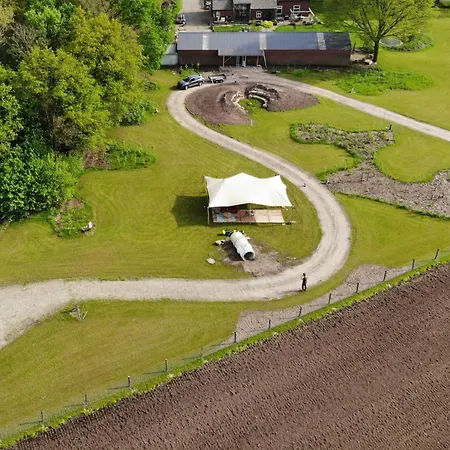 Sfeervolle Ingerichte Bell Tent, Tussen De Akkers En Dicht Bij Het Bos *