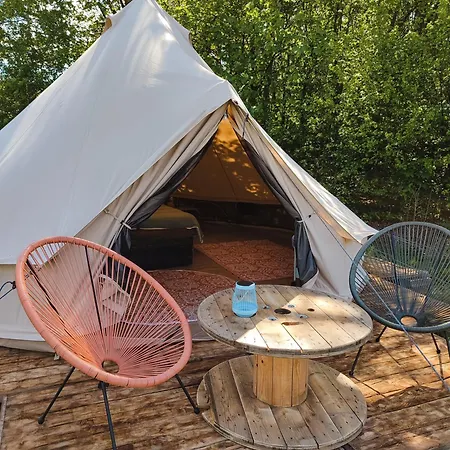 Sfeervolle Ingerichte Bell Tent, Tussen De Akkers En Dicht Bij Het Bos Campo de lujo *