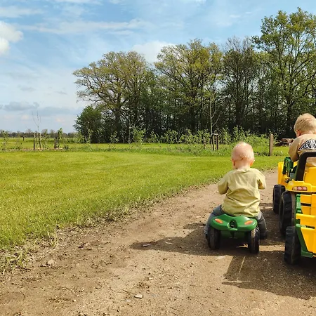 Sfeervolle Ingerichte Bell Tent, Tussen De Akkers En Dicht Bij Het Bos Campo de lujo